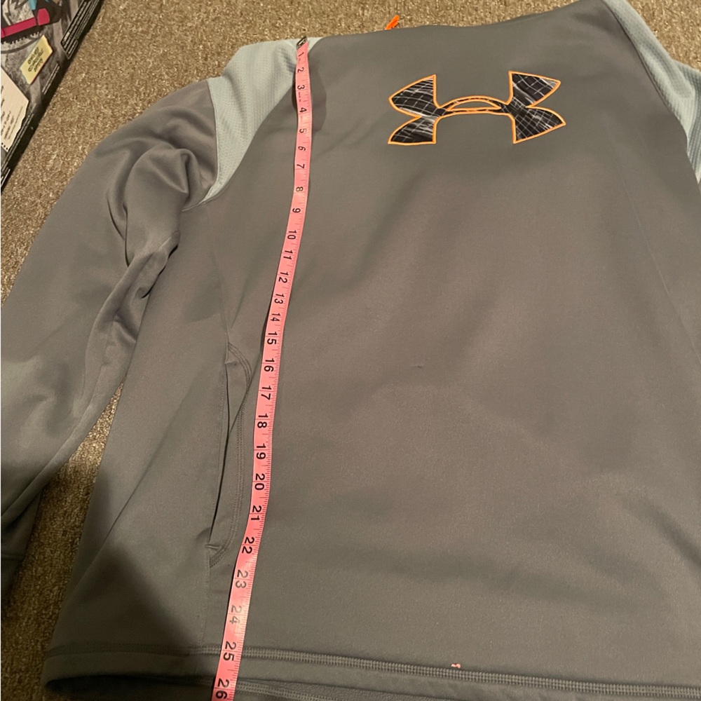 Size xl under armour grey and orange hooded sweatshirt
